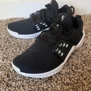 Nike Metcon Tennis Shoes Size 9